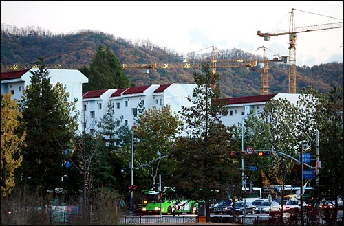 과천 정부종합청사 인근 주공아파트 단지. 